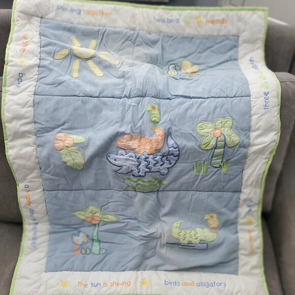 NWOT - 100% Cotton Embroidered Baby Quilt Blanket Crib Bedding - Picture 1 of 11